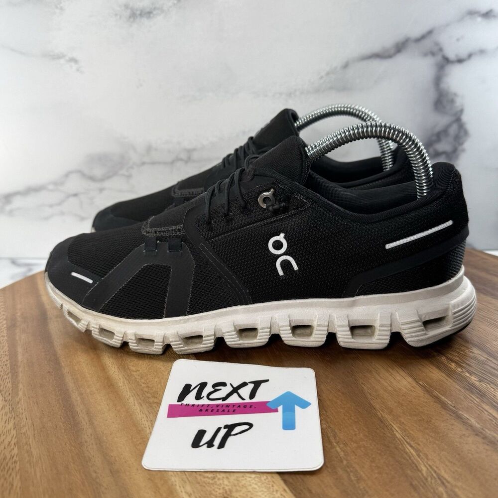 Women’s Size 8-On Cloud 6 Black White Comfort Athletic Sneakers Shoes